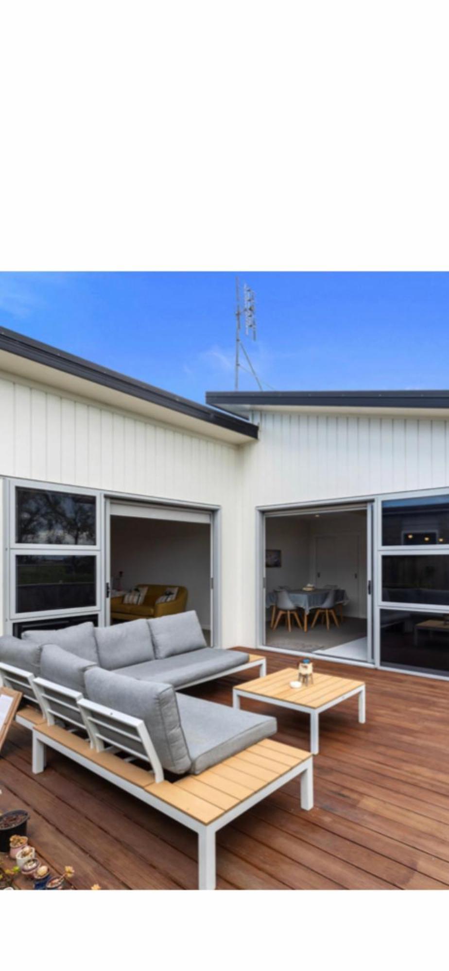 Holiday House Mount Maunganui Exterior photo